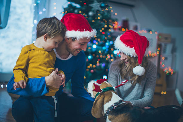 istock Family idyll on Christmas evening 495560186
