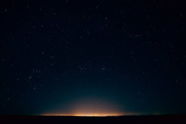 natural, realmente fondo textura cielo nocturno stars - dark sky fotografías e imágenes de stock