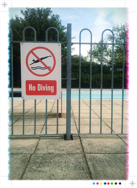 не нырять - resort swimming pool color image mobilestock nobody стоковые фото и изображения