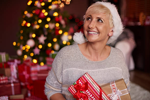 istock Can you see how many gifts I've received? 495662082