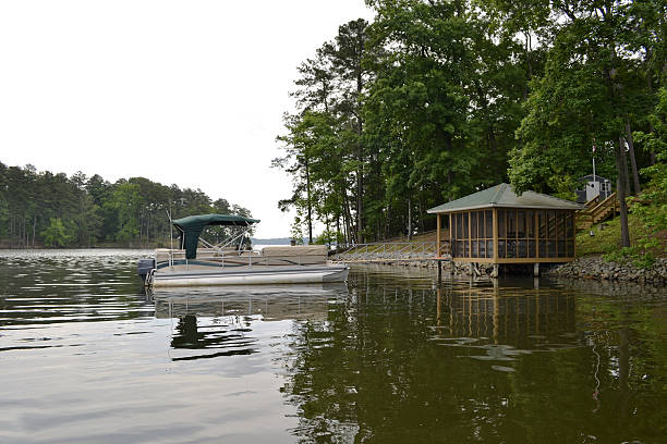 istock Pontoon boat and boat gazebo 495665095