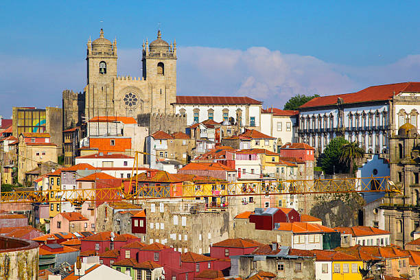 porto - local landmark old town skyline cathedral zdjęcia i obrazy z banku zdjęć