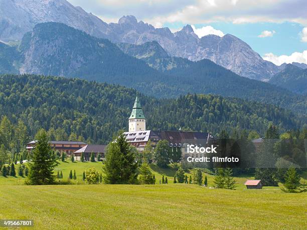 Hotel E Castelo De Elmau Na Alemanha - Fotografias de stock e mais imagens de Castelo de Elmau - Castelo de Elmau, 2015, Alemanha