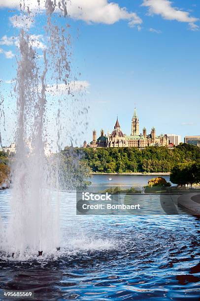 Foto de Ottawa Cidade No Dia Mais De Rio Com O Arquiteto Histórico e mais fotos de stock de Arquitetura