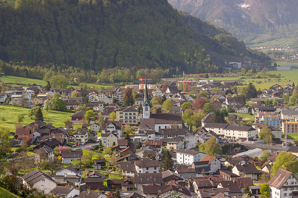 スイスます。 - brienz house switzerland european alps ストックフォトと画像