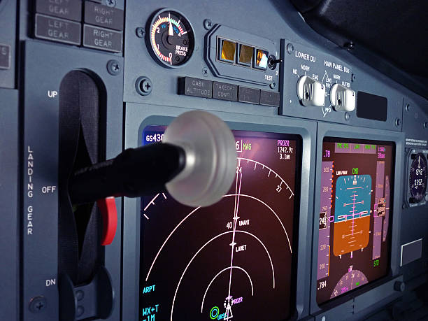 cockpit ansicht von boeing 737 - airplane electronics industry air vehicle cockpit stock-fotos und bilder