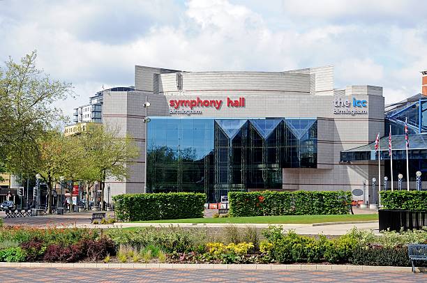 die symphony hall & icc, birmingham. - international convention center stock-fotos und bilder