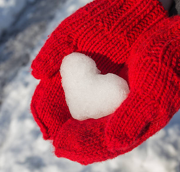 istock snowflake in the form of heart 495752310
