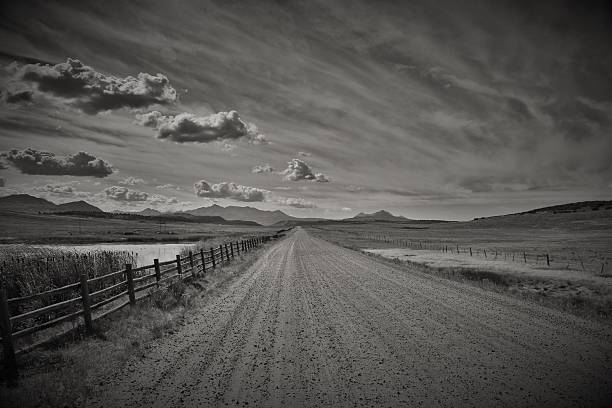 istock Telluride Road 495756118