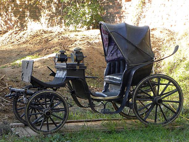 istock Black vintage chariot 495761354
