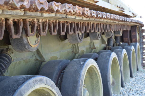 istock Caterpillar chain of the old tank 495761758