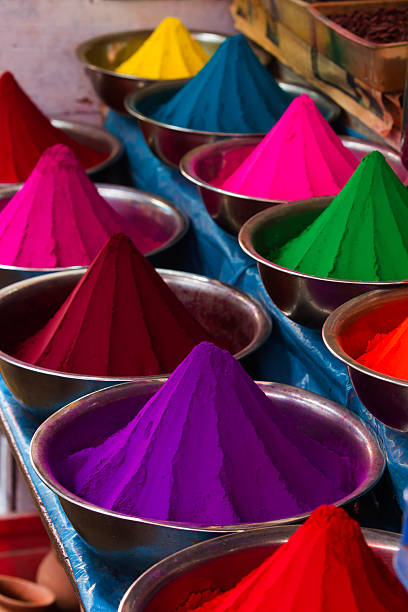 istock Dye powder stall on Mysore Market, India 495782718