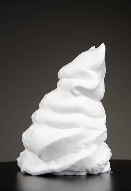 istock Shaving Foam Close-Up on Gray Background 495787370