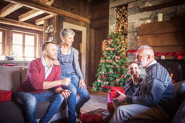 istock Family exchange Christmas gifts 495802424