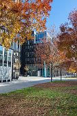 frankfurt-europaviertel-europaallee-herbst.jpg?b=1&s=170x170&k=20&c=DGaaKwdYC8VyllxFXRvgsOS2o6zz-JrowDZ2SGep67w=