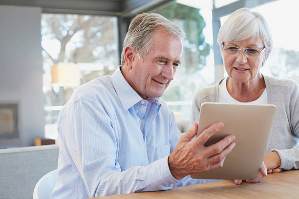 istock Time online is time well spent 495809502