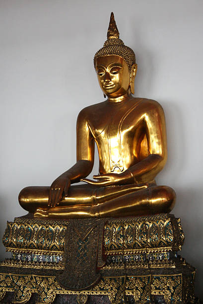 sitzender bouddha - skulpture photos et images de collection