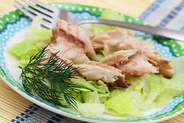 istock Smoked mackerel on iceberg lettuce 495858383