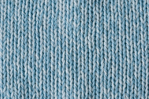 textura de algodão fresca para o verão - sweater cardigan knitting blue - fotografias e filmes do acervo