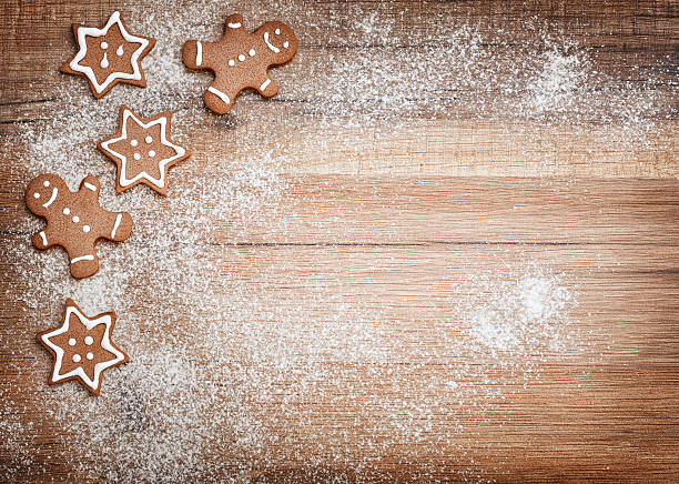 biscoitos de gengibre de natal - gingerbread cookie imagens e fotografias de stock