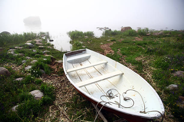 istock Boat on a foggy day 495907296