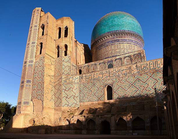 istock Evening view of Bibi-Khanym mosque - Registan - Samarkand - Uzbekistan 495910550
