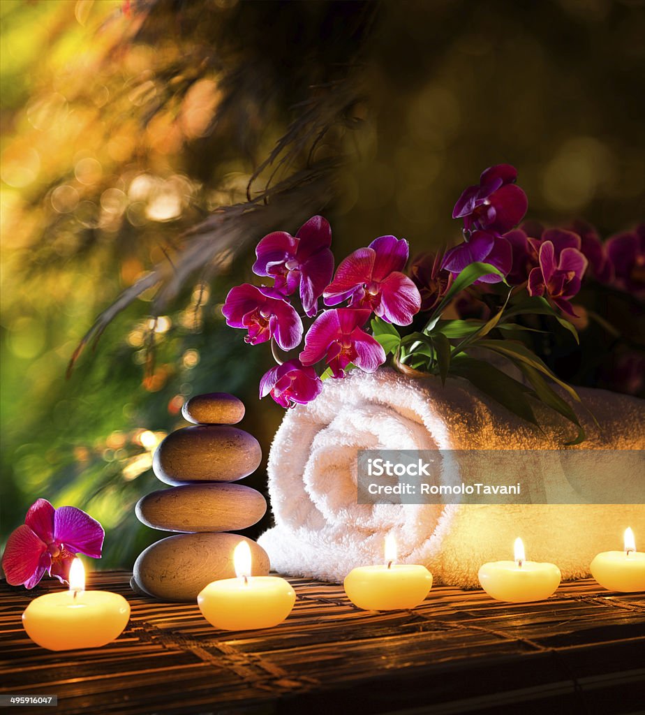 Massage Spa Trong Vườn Thành Phần Thẳng Đứng Thư Giãn Hình ảnh Sẵn ...