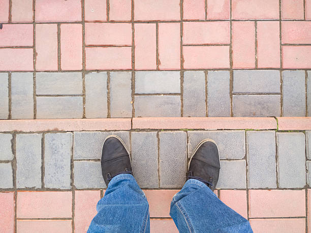 istock Feet on the stairs. 495932786