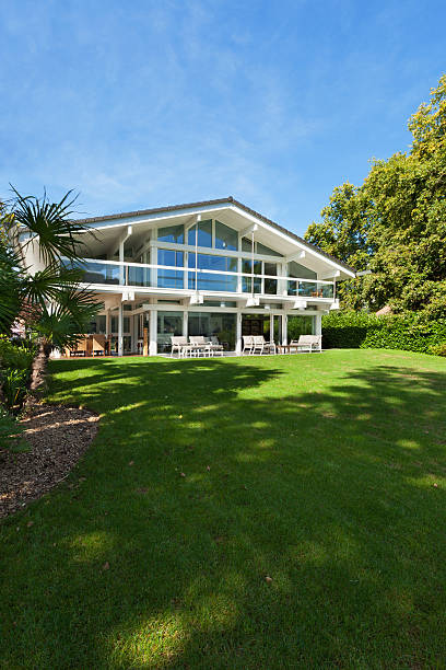 istock beautiful house with garden 495948210