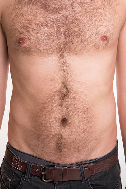 l'uomo con capelli biondi sul petto e l'addome - hairy men shaving chest foto e immagini stock