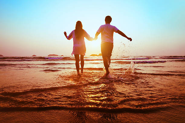 istock silhouettes of couple 495961432