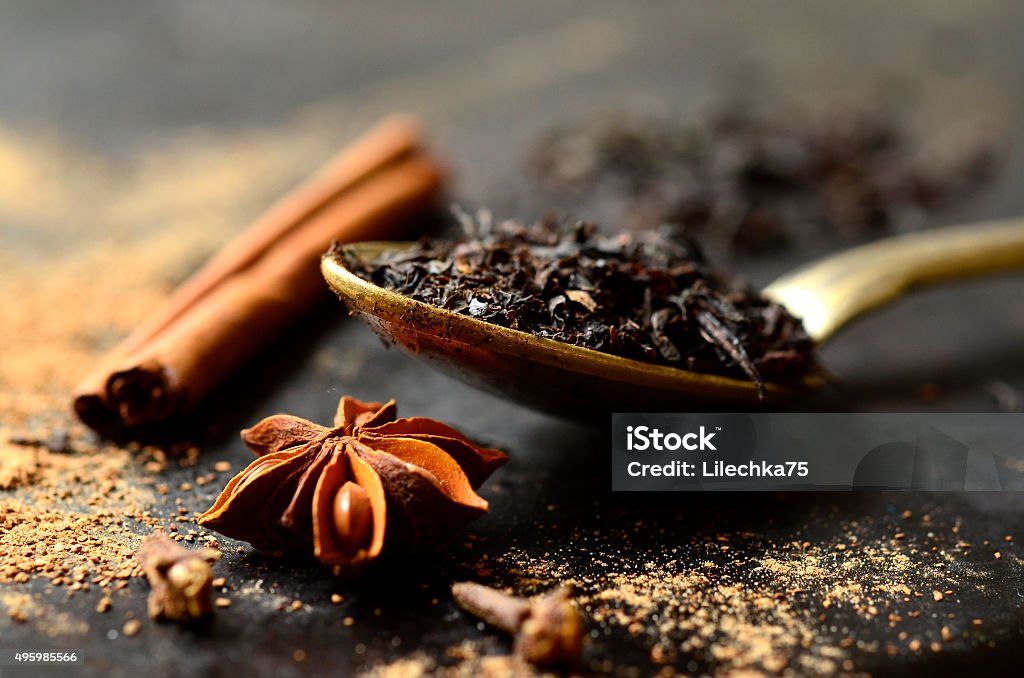 Ingrediente para hacer té masala. - Foto de stock de Chai libre de derechos