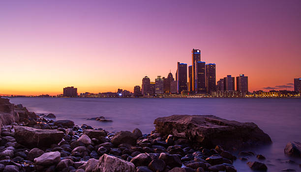 istock Detroit Skyline at Golden Hour 496068520