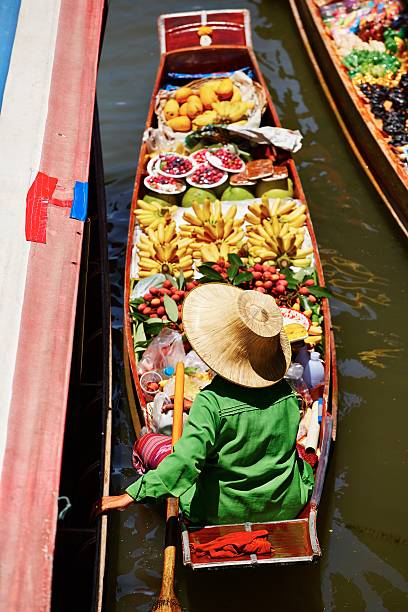 istock Traditional floating market 496160259