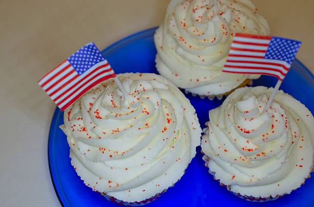 istock 4th of July Cupcakes 496194713