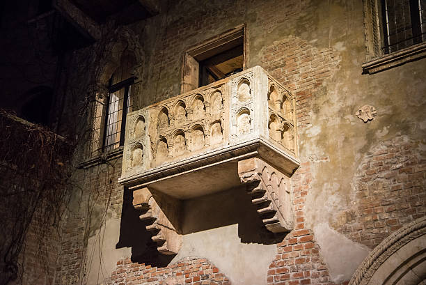 juliet balkon, casa di giulietta, werona, - capulet zdjęcia i obrazy z banku zdjęć