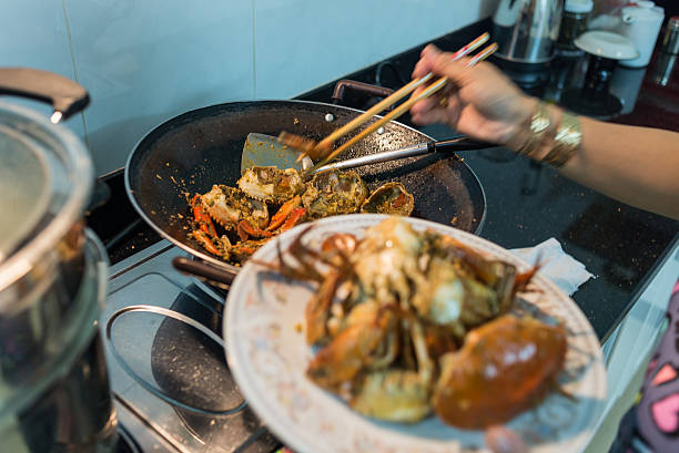 istock Delicious Asian home-cooked chilly crab ready for dinner 496209920