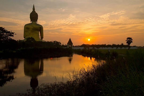 istock silhouette shadow of buddha 496239447