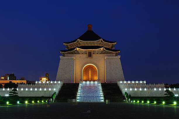istock night scene of Taipei 496242273