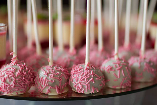 istock Wedding set of biscuits in pink and white 496265710