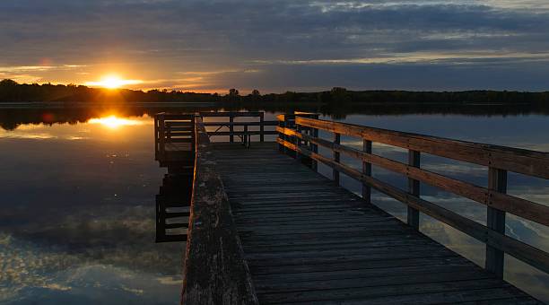 istock Sunset in Stony Creek Metro Park 496278518