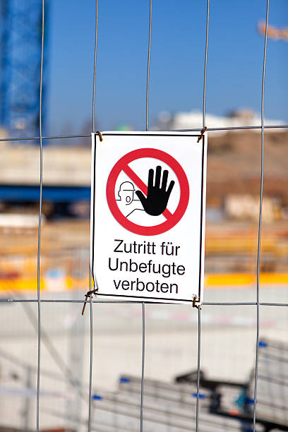 istock Zutritt verboten no trespassing warning sign 496279186