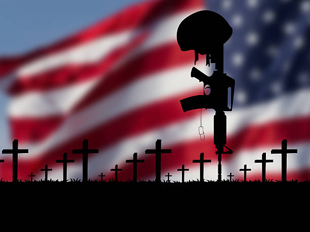 drapeau américain avec fusil et tombe croix - memorial vigil photos et images de collection