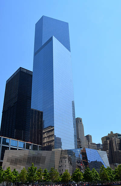 ground zero - four world trade center fotografías e imágenes de stock