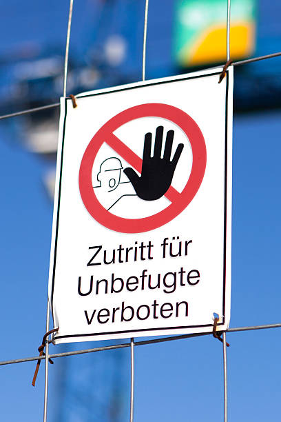 istock Zutritt verboten no trespassing warning sign 496352554