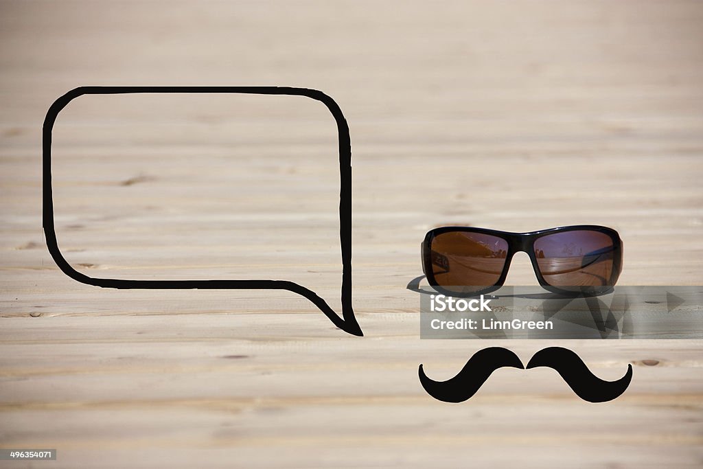 hipster occhiali e baffi e richiamo - Foto stock royalty-free di Accessorio personale