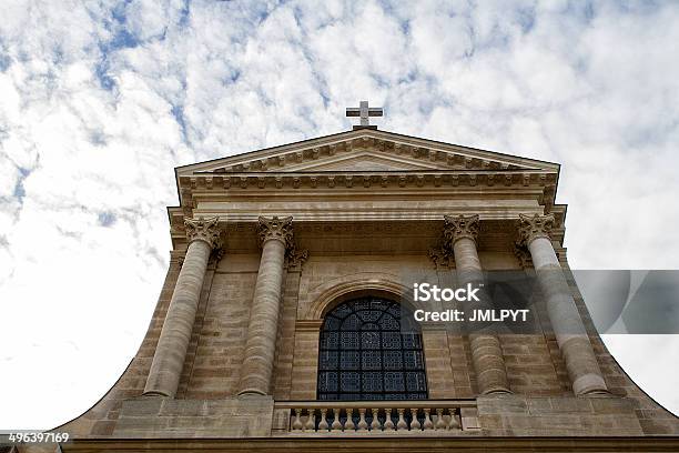 Photo libre de droit de Croix Sur Le Toit De Léglise banque d'images et plus d'images libres de droit de Baptiste - Baptiste, Bleu, Bâtiment vu de l'extérieur