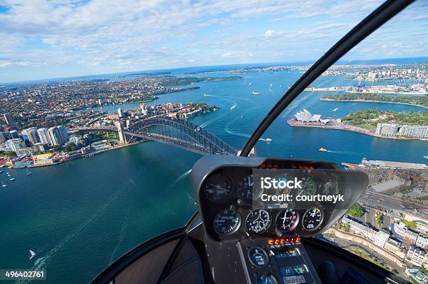 Veduta Aerea Porto Di Sydney In Australia - Fotografie stock e altre immagini di Elicottero - Elicottero, Sydney, Volare