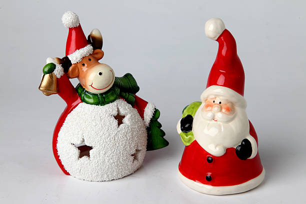 istock candleholder christmas subjet b 496406984