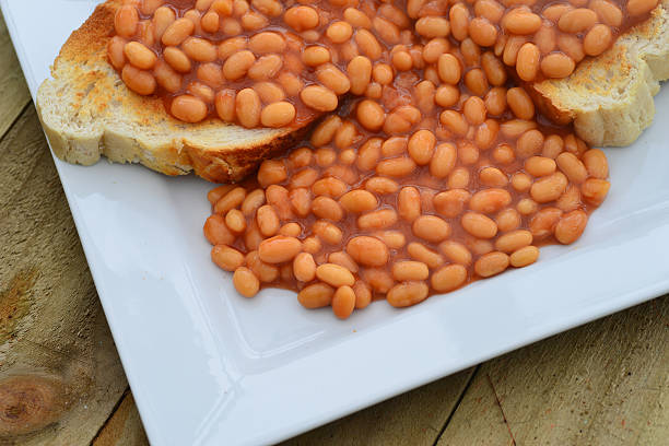 istock Image of beans on toast, a traditionally english snack 496436282